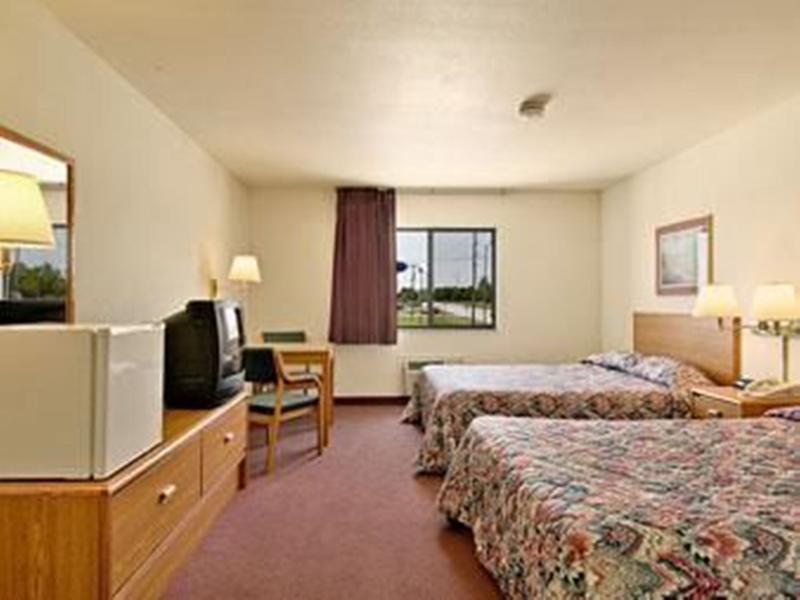 Super 8 By Wyndham Chanute Luaran gambar